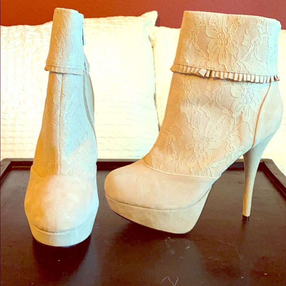 Tan ankle height heels